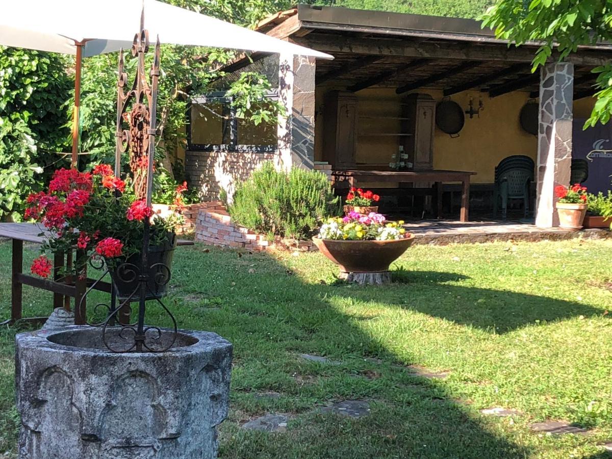 Podere La Piana Fivizzano Exterior photo